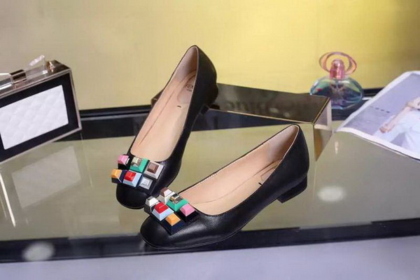 Fendi Shallow mouth flat shoes Women--003